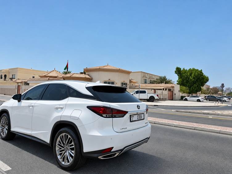 ماذا يحدث للوحات السيارة عند نقل الملكية؟