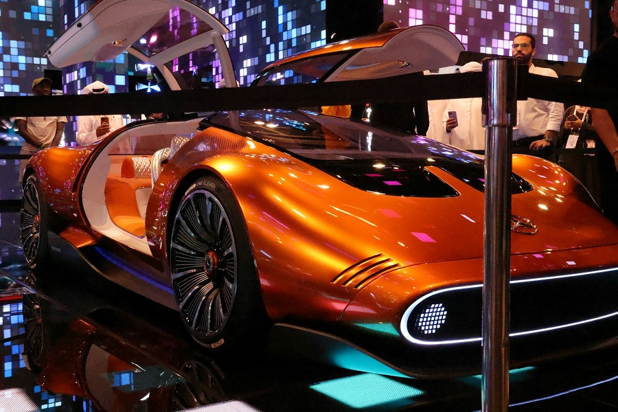 luxury cars in Dubai