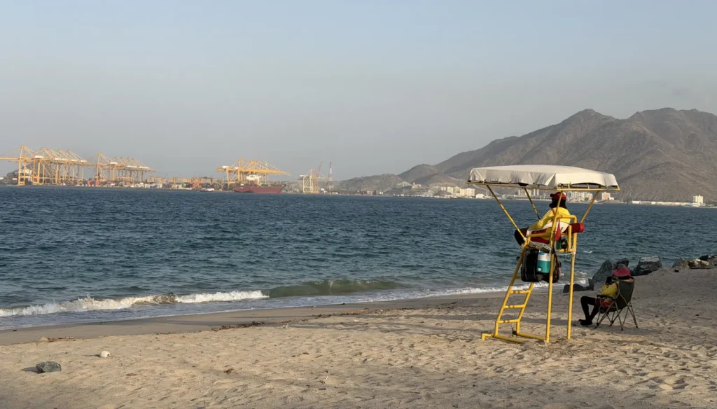 khor fakkan beach image taken by shozon