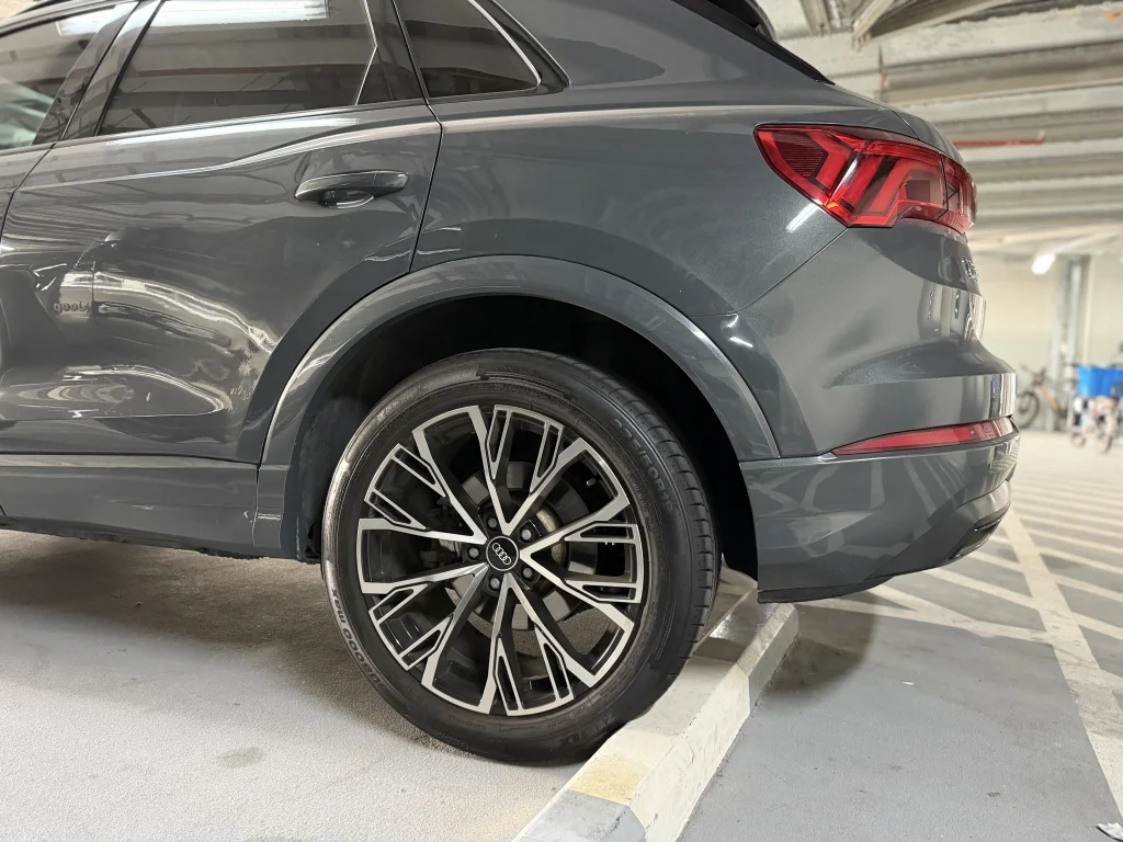 How to Choose the Right SUV for UAE Driving