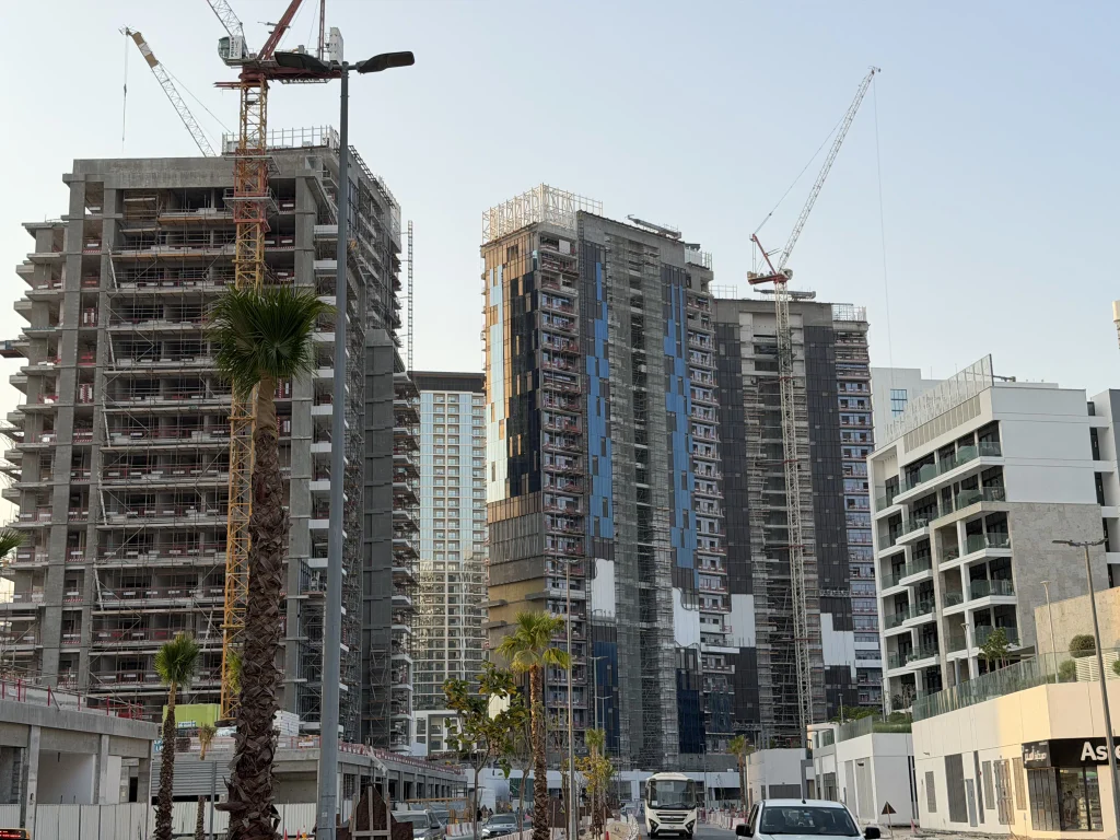 Off-Plan vs Ready Property Which Is Better for Investment